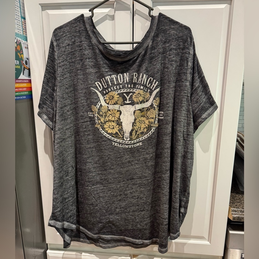 Gray Dutton Ranch Graphic T-Shirt
